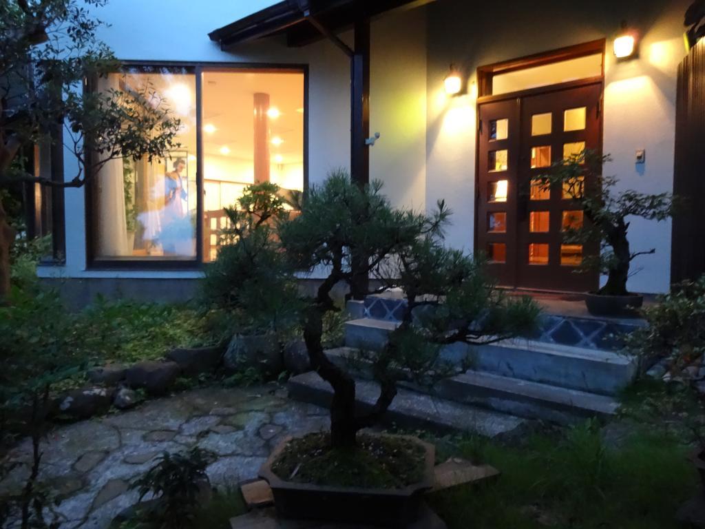 Ryokan Izuna Hotel Атами Екстериор снимка